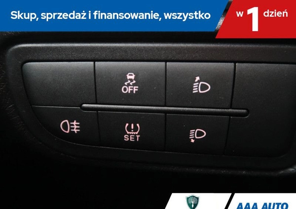 Fiat Tipo cena 41501 przebieg: 128674, rok produkcji 2018 z Skoki małe 232